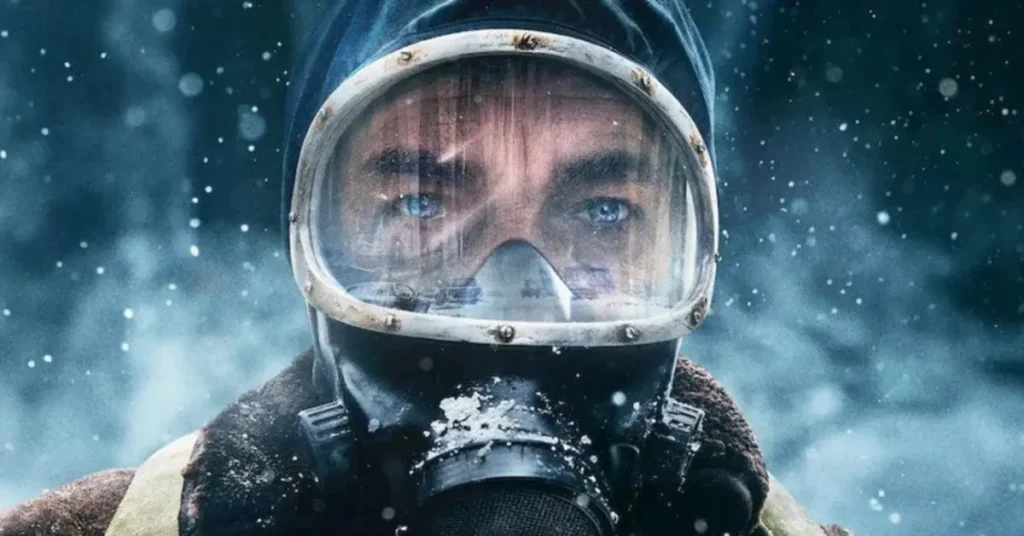 Close-up of a masked man in snowy weather from Netflix’s sci-fi series The Eternaut